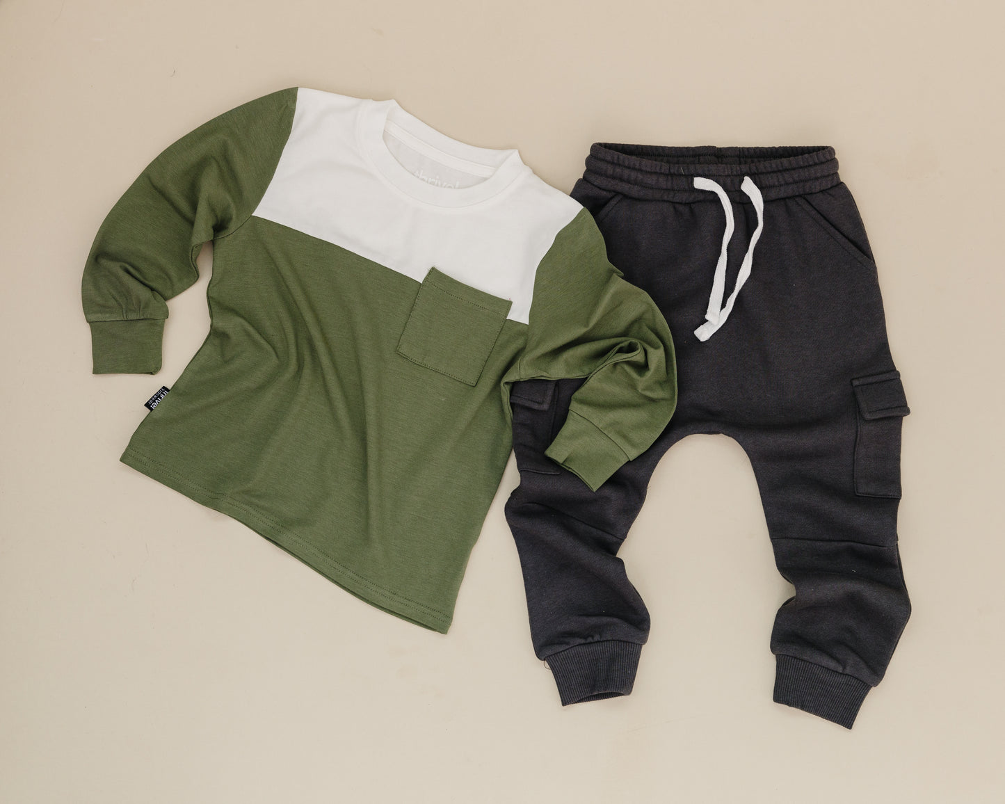 Bamboo Long Sleeve Pocket Tee - Olivine
